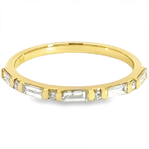 14K Gold Alternating Baguette and Round Diamond Wedding Band