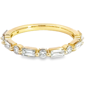 14K Single-Shared Prong Alternating Shape Diamond Band