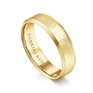 14K Gold 6mm – Vertical Satin Finish Beveled Edge Men’s Wedding Band Gabriel 19