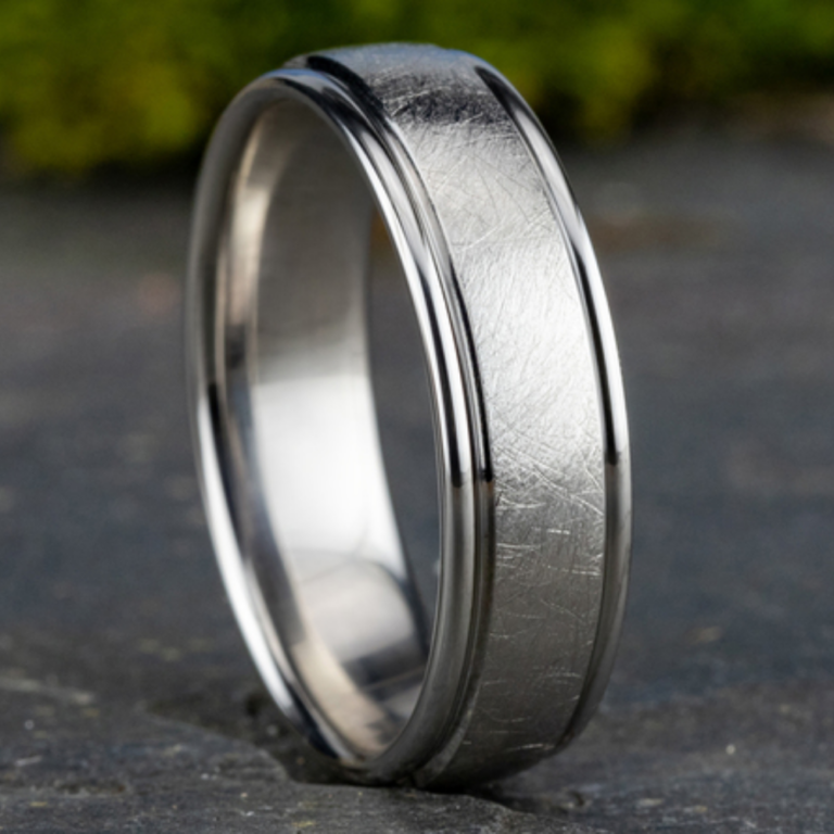 14K Gold 6.5mm – Swirl Finish Men’s Wedding Band Benchmark 18