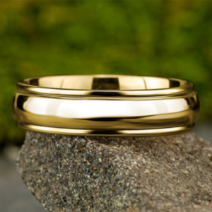 14K Gold 6.5mm – Rounded Polished Men’s Wedding Band Benchmark 15