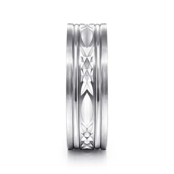 14K Gold 7mm - Satin Finish Diamond Cut Men's Wedding Band - Image 4