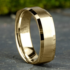 14K Gold 7mm – Four-Sided Satin Men’s Wedding Band Benchmark 39