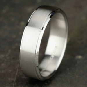 14K Gold 6.5mm – Satin Dropped Men’s Wedding Band Benchmark 39