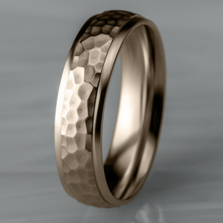 14K Gold 6.5mm – Hammered Men’s Wedding Band Benchmark 18