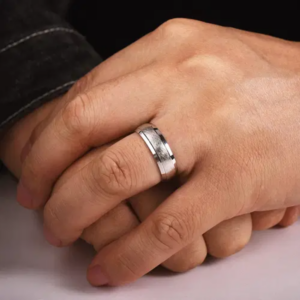 14K Gold 7mm – Horizontal Brush Grooved Men’s Wedding Band Gabriel 26