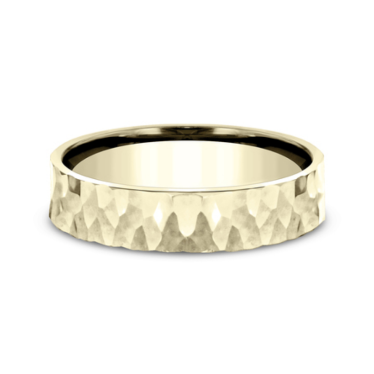 14K Gold 5mm – Hammered Finish Men’s Wedding Band Benchmark 16