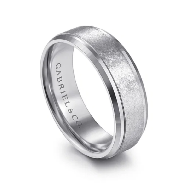 14K Two-Tone Gold 7mm – Diamond Scratch Beveled Men’s Wedding Band Gabriel 23