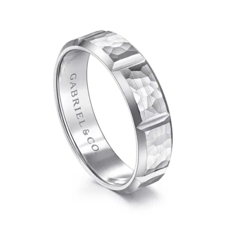 14K Gold 6mm – Hammered Station Men’s Wedding Band Gabriel 19
