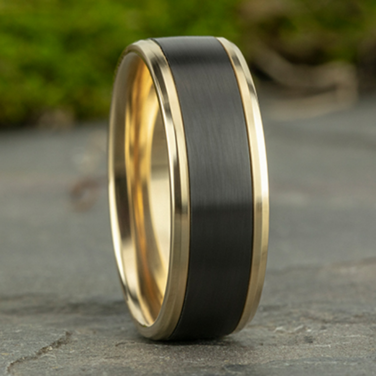 14K Gold and Black Titanium 8mm – Satin Men’s Wedding Band Benchmark 16