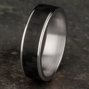 14K Gold and Carbon Fiber 6.5mm – Twilled Men’s Wedding Band Benchmark 19