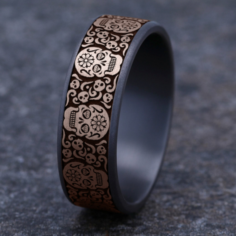 14K Gold and Tantalum 7.5mm – Skull King Men’s Wedding Band Ammara Stone 18