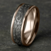 14K Gold and Tantalum 8mm – Vintage Script Men’s Wedding Band Benchmark 54