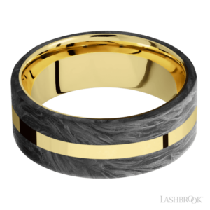 14K Gold and Carbon Fiber 8mm  - Men's Wedding Band