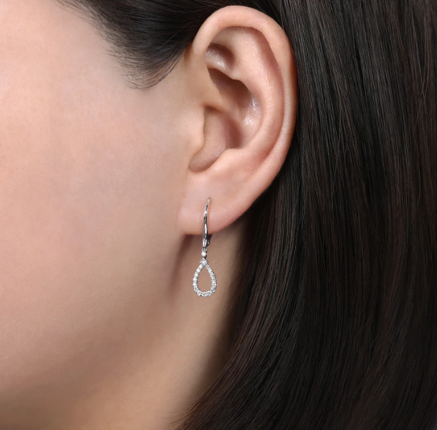 14K White Gold Dangle Earrings with .22ctw Diamonds Earrings 2