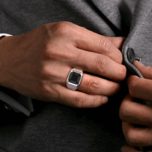 Sterling Silver Men's High Polish Finish Signet Ring with 4.76ct Black Onyx Size 10