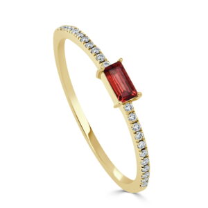 14K Yellow Gold January Birthstone Ring with .09ct Baguette Garnet & .09ctw Diamonds Size 6.75