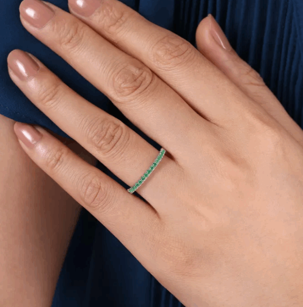 14K White Gold May Birthstone Eternity Ring with .38ctw Green Emeralds Size 6.5 Fine Jewelry 12
