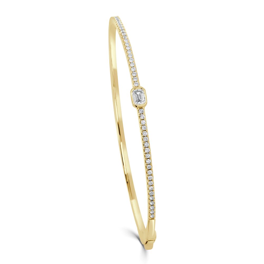 14K Yellow Gold Bangle with .65ctw Emerald & Round Diamonds Size 6.5 Bracelets