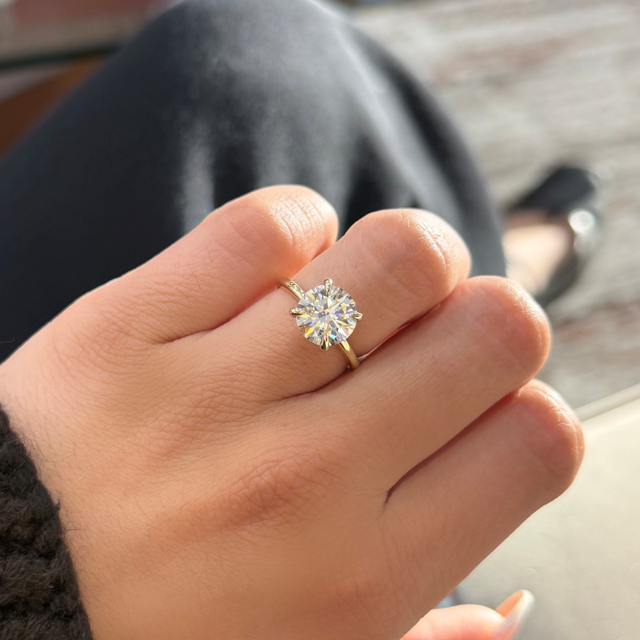 Round Solitaire ER 2