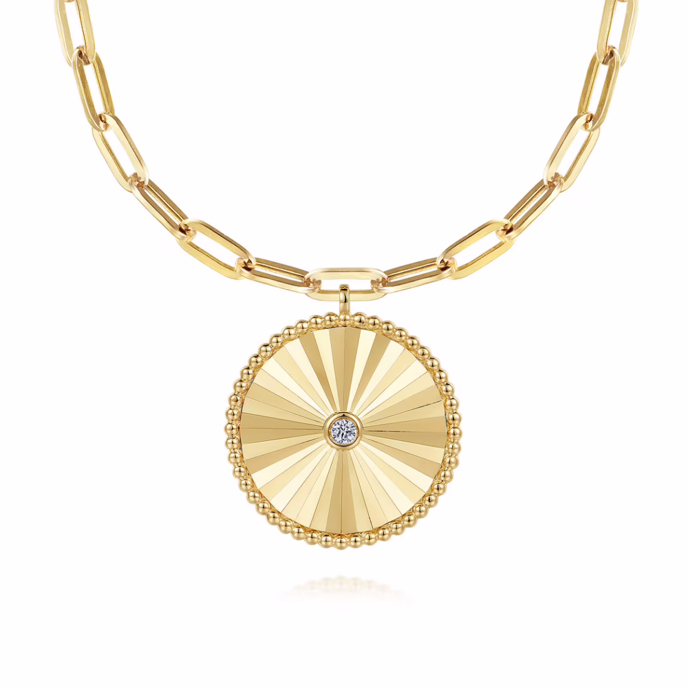 14K Yellow Gold Medallion Necklace with .05ct Diamond 18″ Fine Jewelry 9