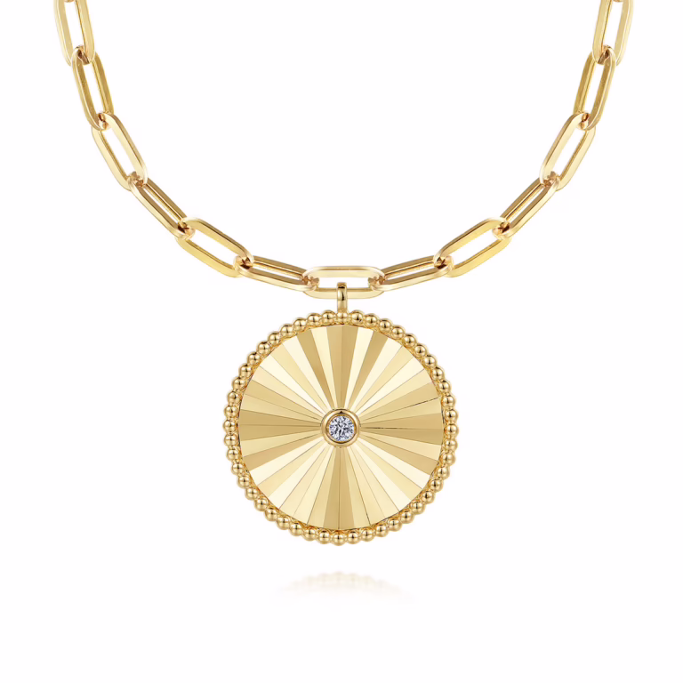 14K Yellow Gold Medallion Necklace with .05ct Diamond 18″ Fine Jewelry 5