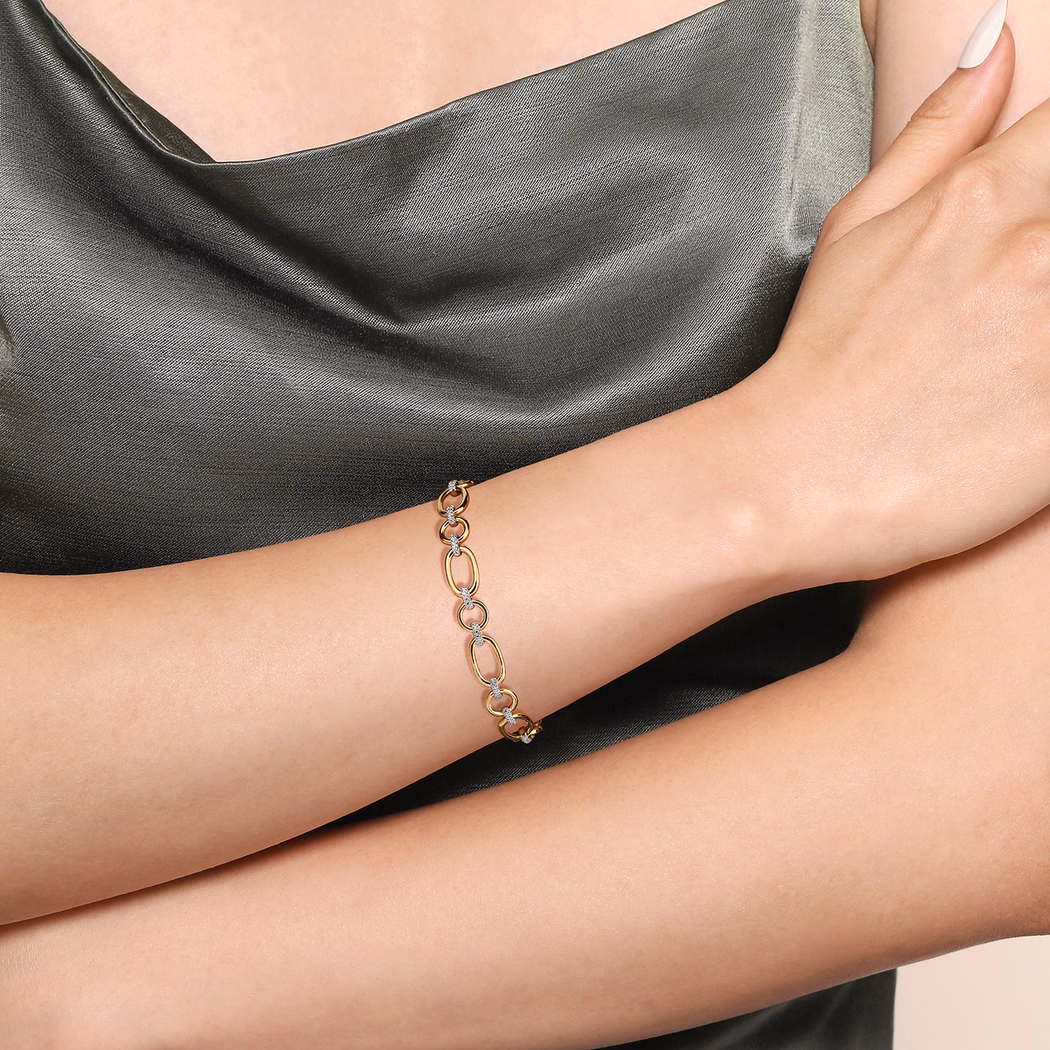 14K Two-Tone Link Chain Bracelet with .38ctw Diamonds 7″ Bracelets 2