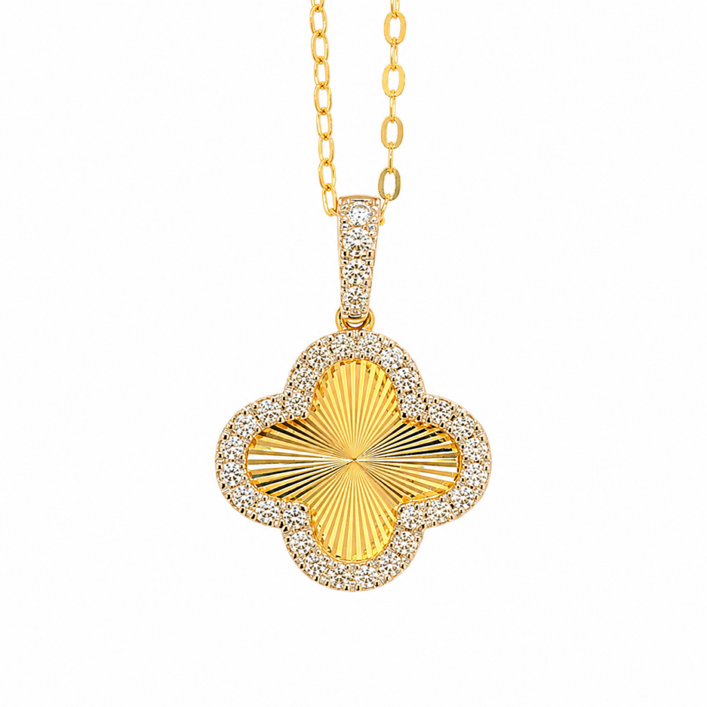 14K Yellow Gold Quatrefoil Necklace with .33ctw Diamonds Fine Jewelry 2
