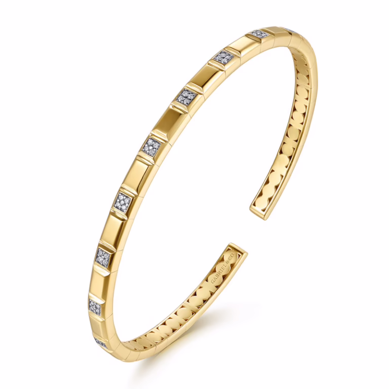 14K Yellow Gold Contemporary Bangle with .14ctw Diamonds Size 5.75 Bracelets 8
